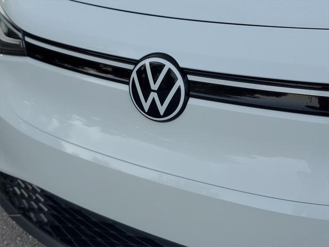 new 2025 Volkswagen ID.4 car, priced at $40,720