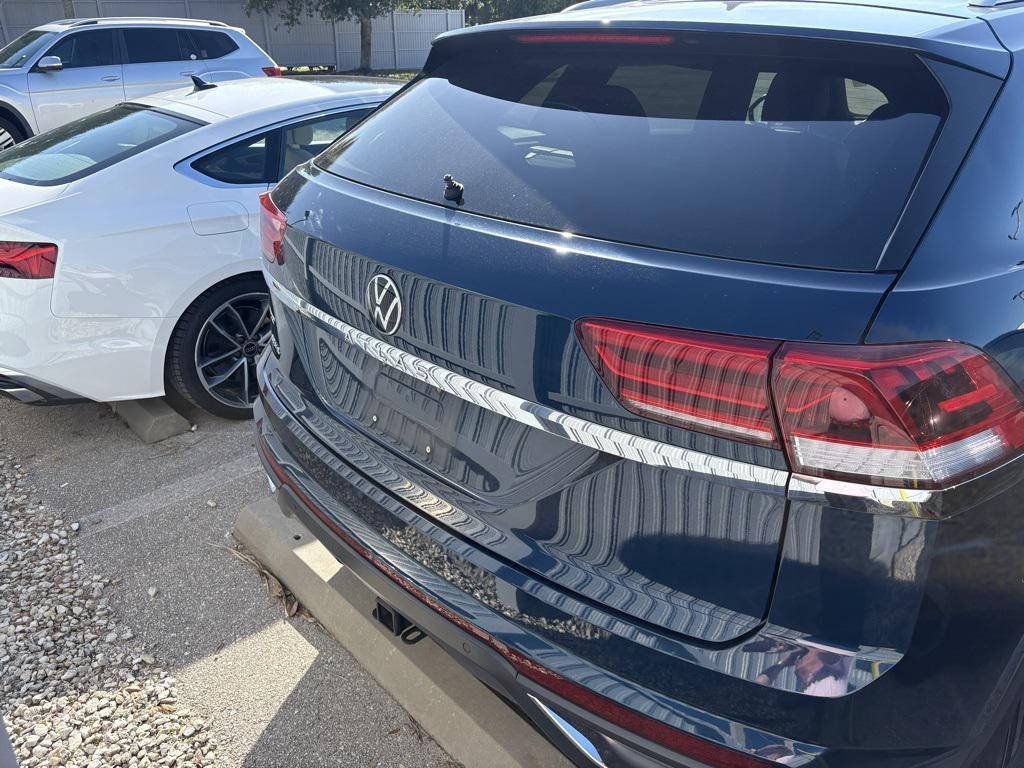 used 2022 Volkswagen Atlas Cross Sport car, priced at $24,998