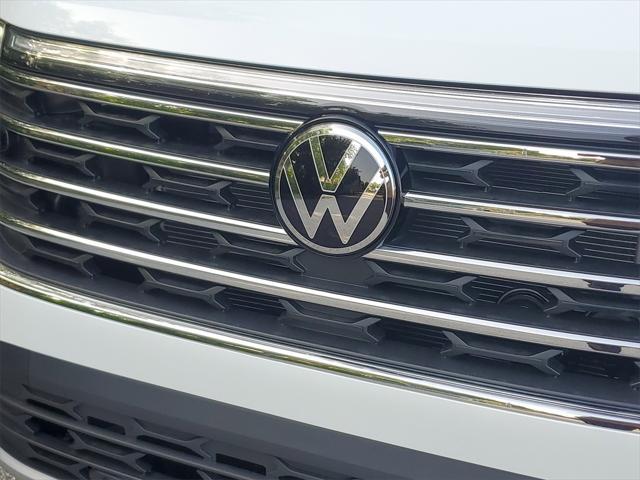 new 2025 Volkswagen Atlas car, priced at $42,197