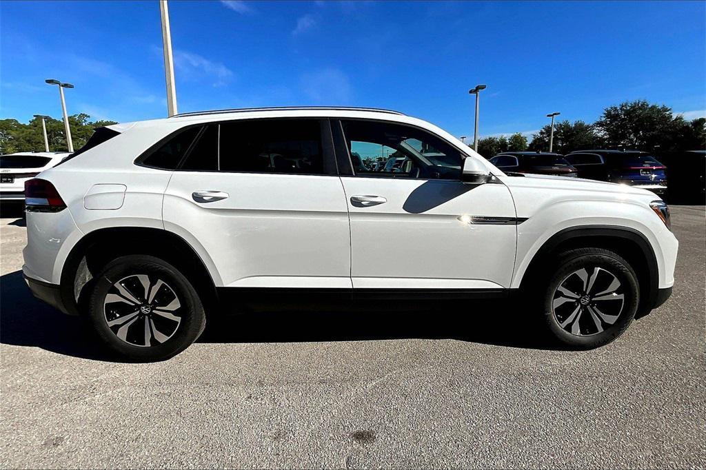 new 2026 Volkswagen Atlas Cross Sport car, priced at $37,437
