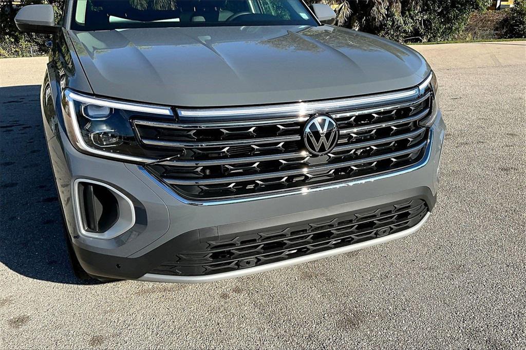 new 2026 Volkswagen Atlas car, priced at $45,649