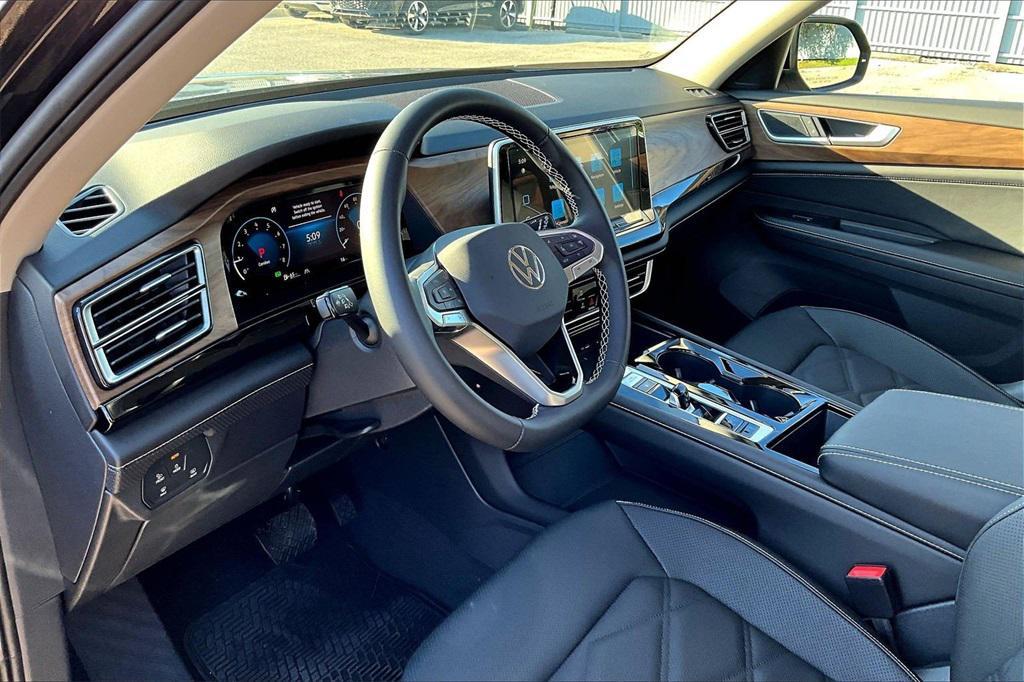new 2026 Volkswagen Atlas car, priced at $45,038