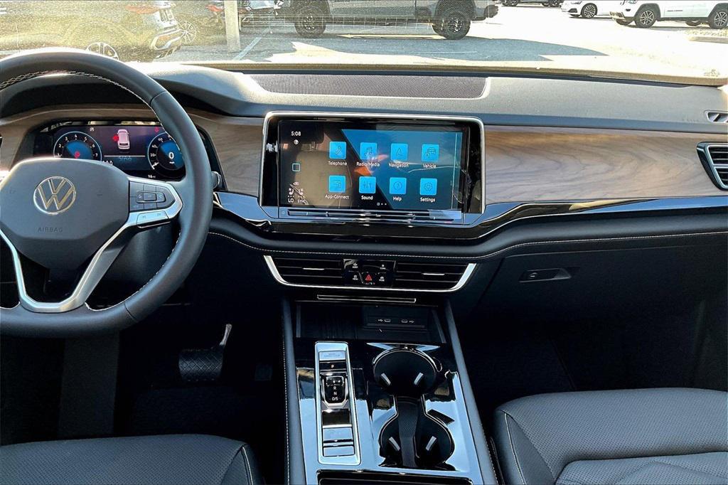 new 2026 Volkswagen Atlas car, priced at $45,038