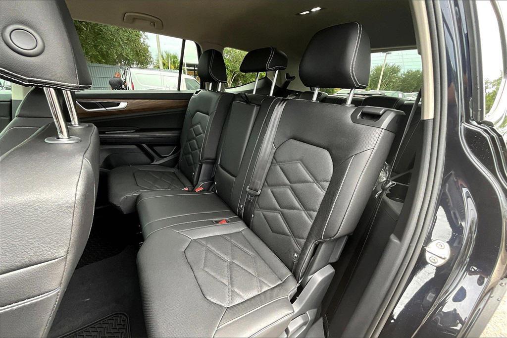 new 2026 Volkswagen Atlas car, priced at $41,902