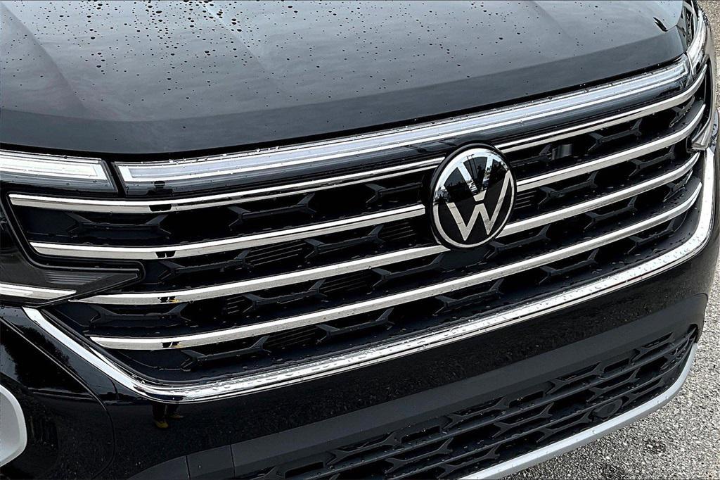 new 2026 Volkswagen Atlas car, priced at $41,902