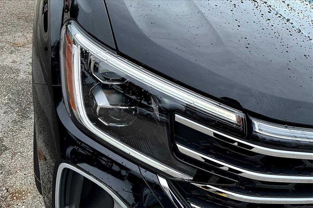 new 2026 Volkswagen Atlas car, priced at $41,902