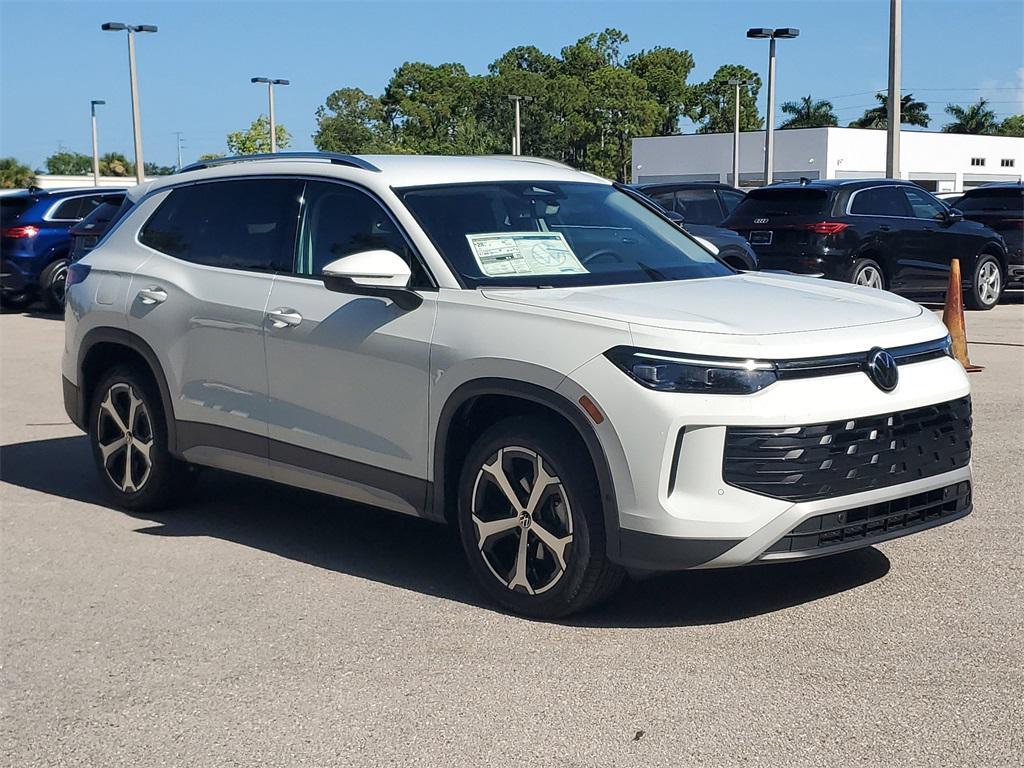 new 2025 Volkswagen Tiguan car, priced at $33,527