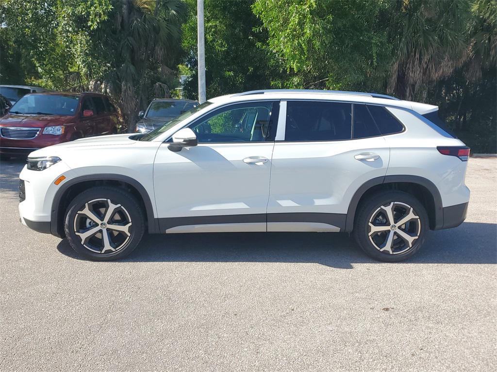 new 2025 Volkswagen Tiguan car, priced at $33,527