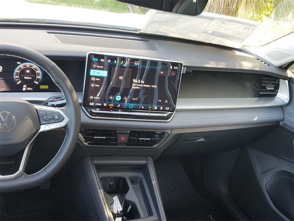 new 2025 Volkswagen Tiguan car, priced at $33,527