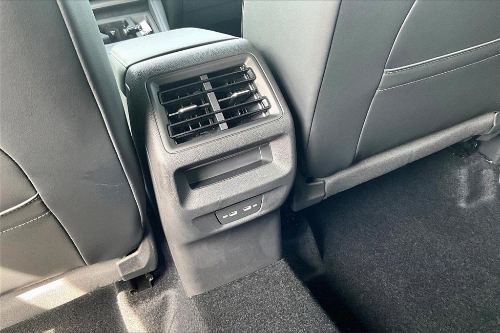 new 2025 Volkswagen Tiguan car, priced at $36,124