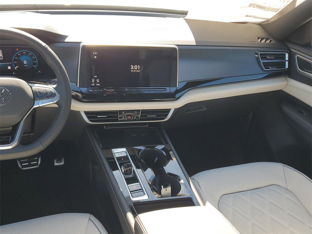 new 2025 Volkswagen Atlas Cross Sport car, priced at $48,561