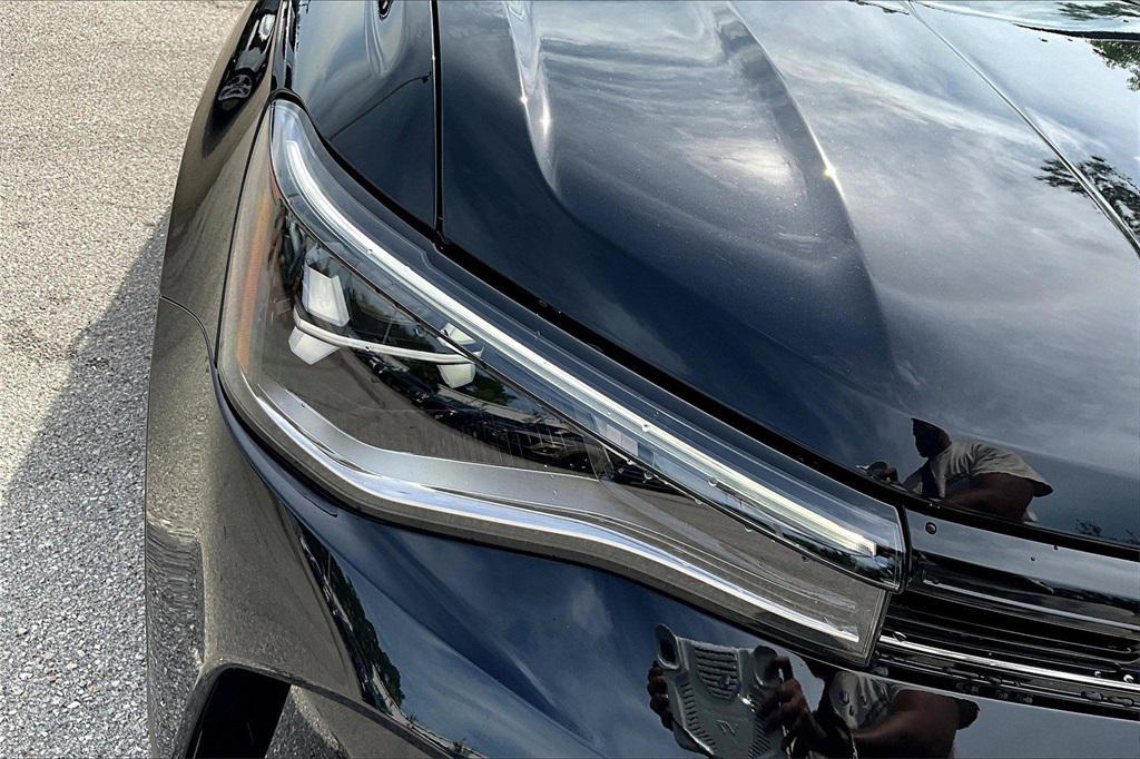 new 2025 Volkswagen Taos car, priced at $26,153