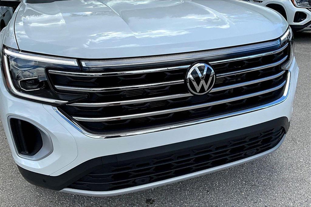 new 2026 Volkswagen Atlas car, priced at $44,963