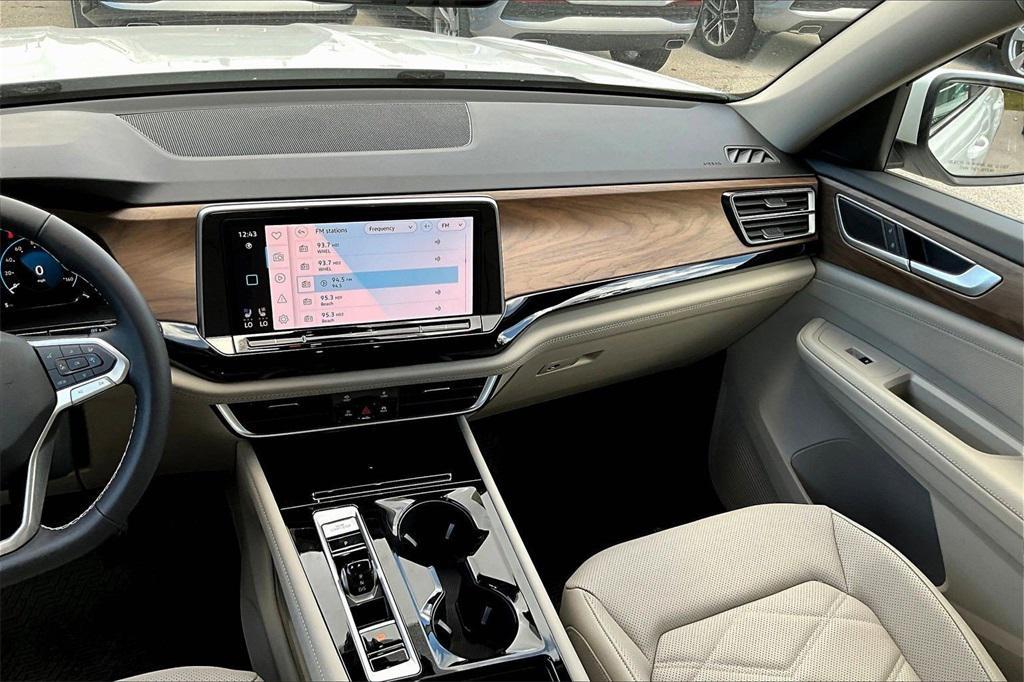 new 2026 Volkswagen Atlas car, priced at $44,963