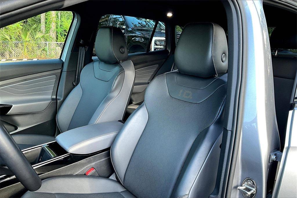 used 2023 Volkswagen ID.4 car, priced at $21,960