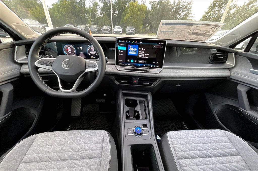 new 2025 Volkswagen Tiguan car, priced at $28,140
