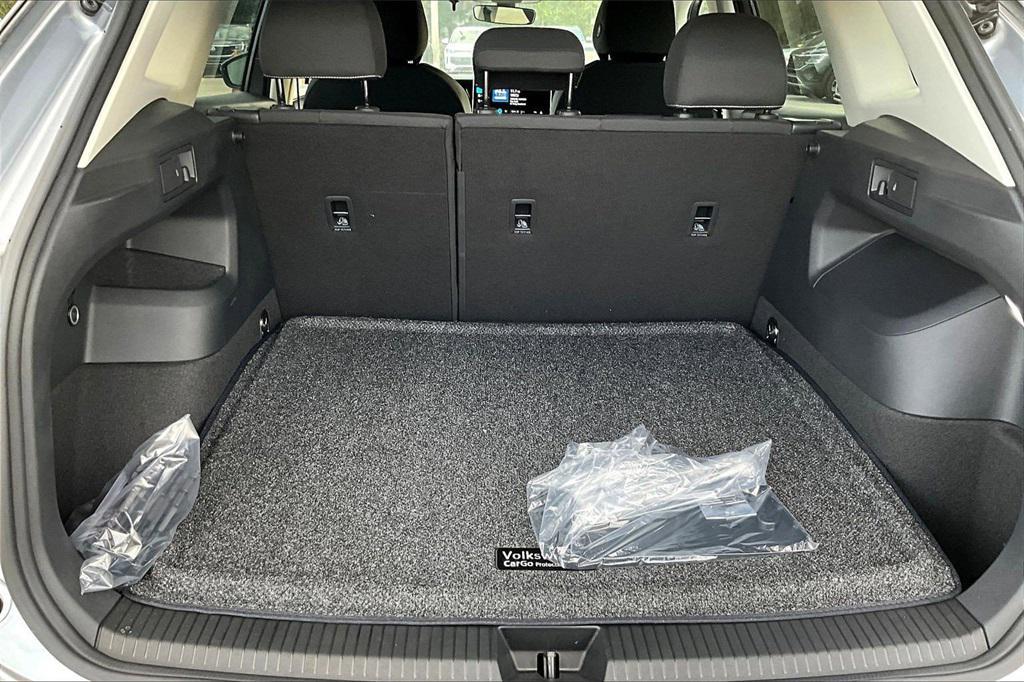 new 2025 Volkswagen Tiguan car, priced at $28,140