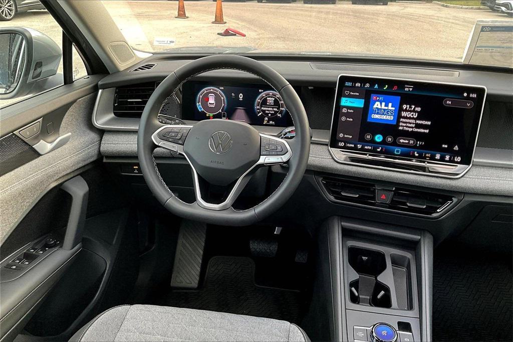 new 2025 Volkswagen Tiguan car, priced at $28,140