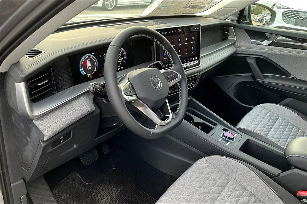 new 2025 Volkswagen Tiguan car, priced at $28,140