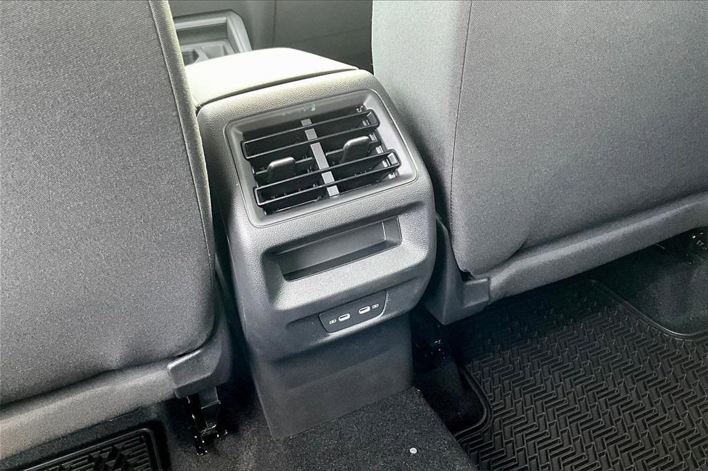 new 2025 Volkswagen Tiguan car, priced at $28,140