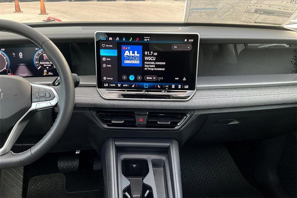 new 2025 Volkswagen Tiguan car, priced at $28,140