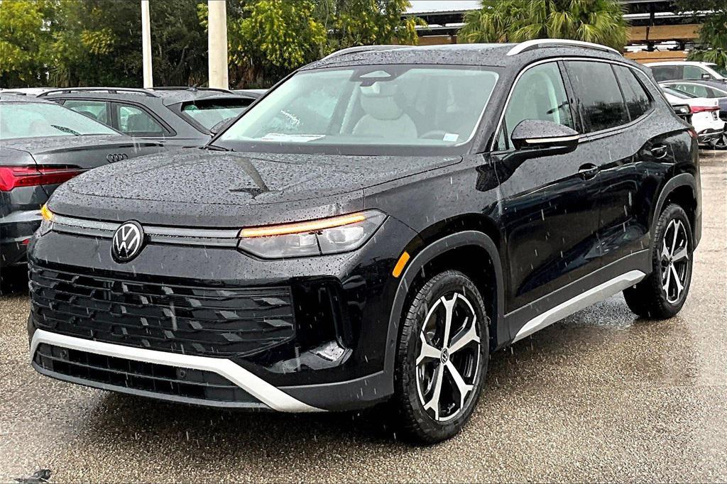 new 2025 Volkswagen Tiguan car, priced at $35,355