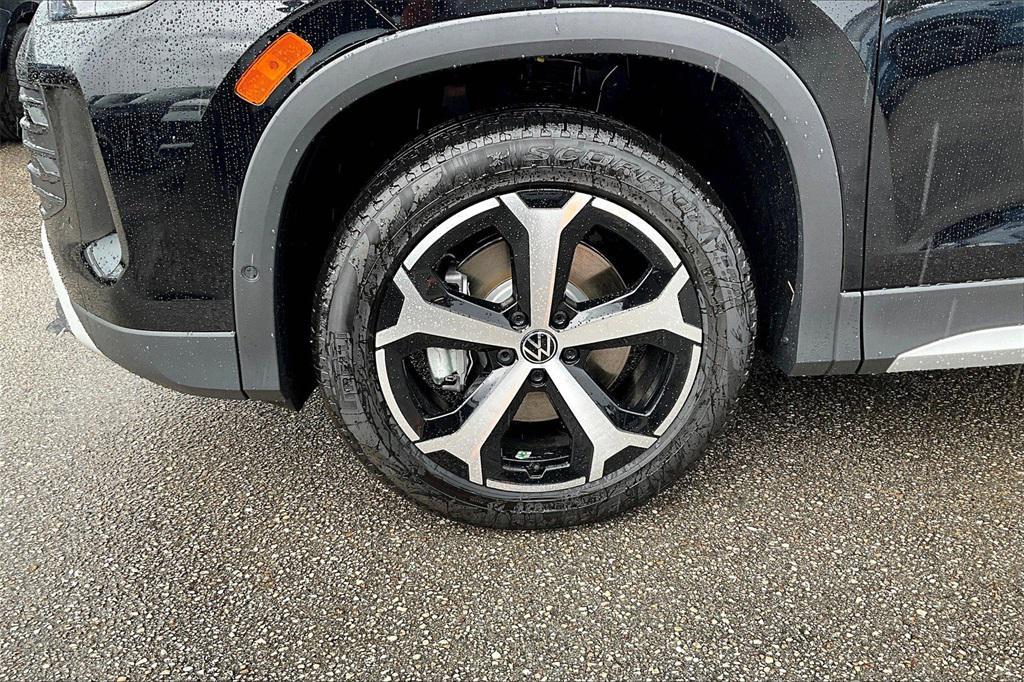 new 2025 Volkswagen Tiguan car, priced at $35,355