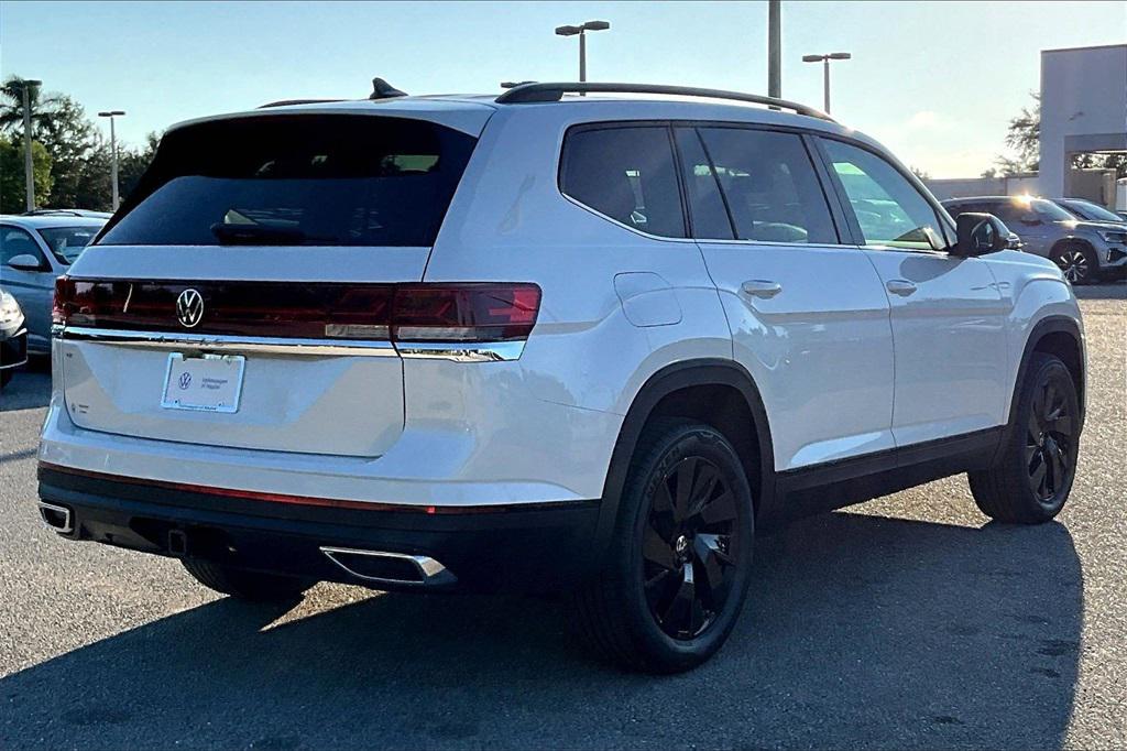 new 2026 Volkswagen Atlas car, priced at $45,051