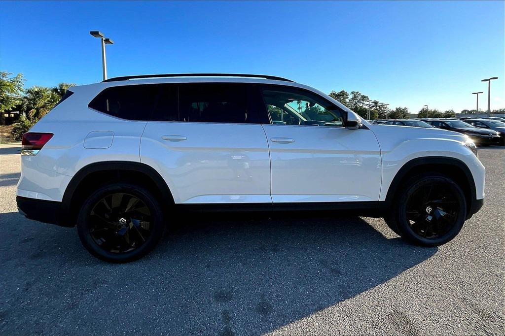 new 2026 Volkswagen Atlas car, priced at $45,051