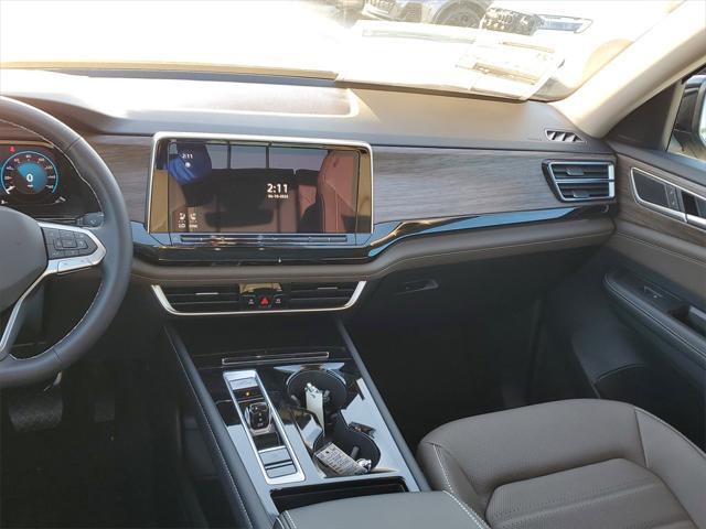 new 2025 Volkswagen Atlas car, priced at $46,656