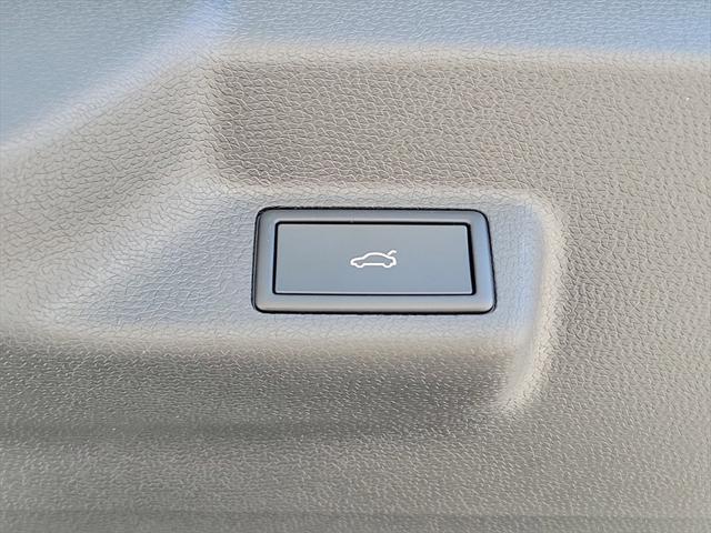 new 2025 Volkswagen ID. Buzz car, priced at $59,780