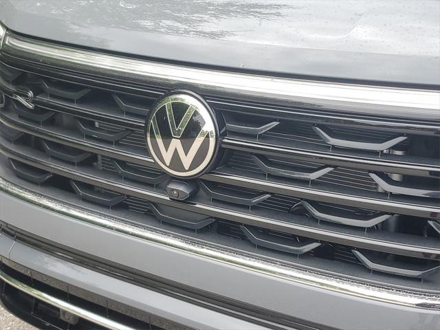 new 2025 Volkswagen Atlas Cross Sport car, priced at $53,377