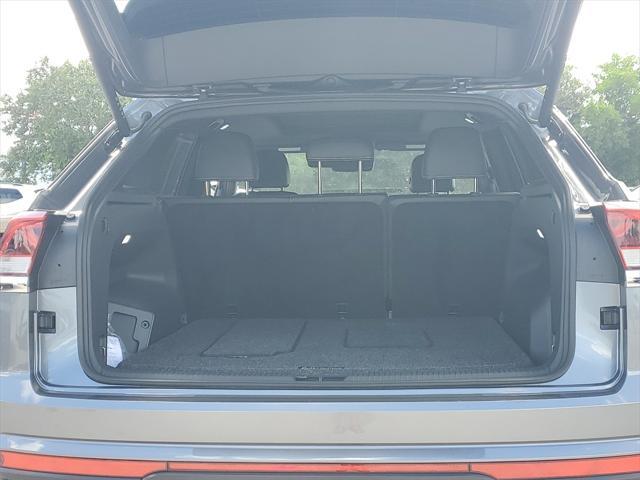 used 2025 Volkswagen Atlas Cross Sport car, priced at $37,450