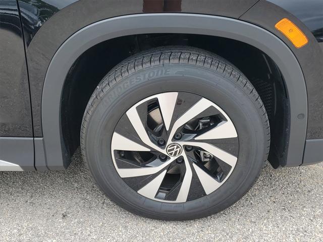 new 2025 Volkswagen Tiguan car, priced at $29,833
