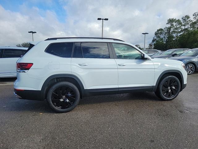 new 2025 Volkswagen Atlas car, priced at $44,741