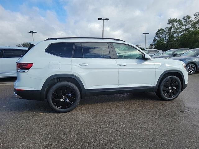 new 2025 Volkswagen Atlas car, priced at $42,741