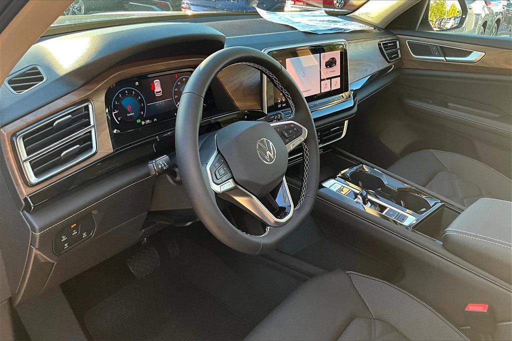 new 2026 Volkswagen Atlas car, priced at $46,076