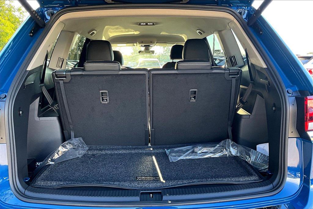 new 2026 Volkswagen Atlas car, priced at $46,076