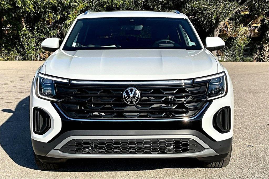new 2026 Volkswagen Atlas Cross Sport car, priced at $46,491