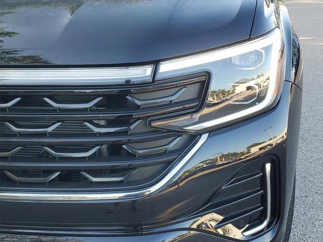 new 2025 Volkswagen Atlas car, priced at $53,585