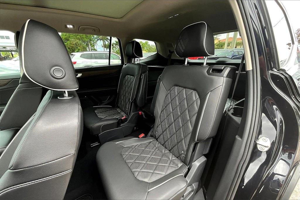 new 2026 Volkswagen Atlas car, priced at $58,111