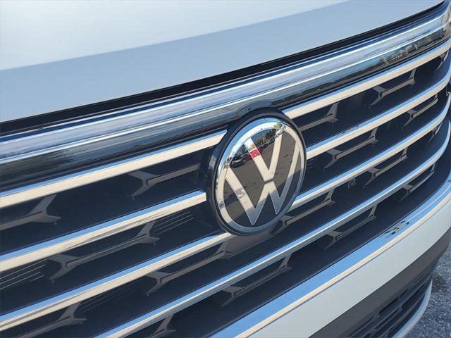 new 2025 Volkswagen Atlas car, priced at $42,241