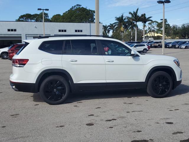 new 2025 Volkswagen Atlas car, priced at $42,241