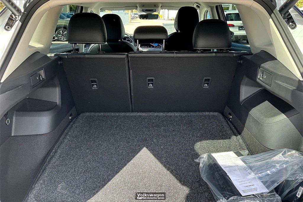 new 2025 Volkswagen Tiguan car, priced at $32,787