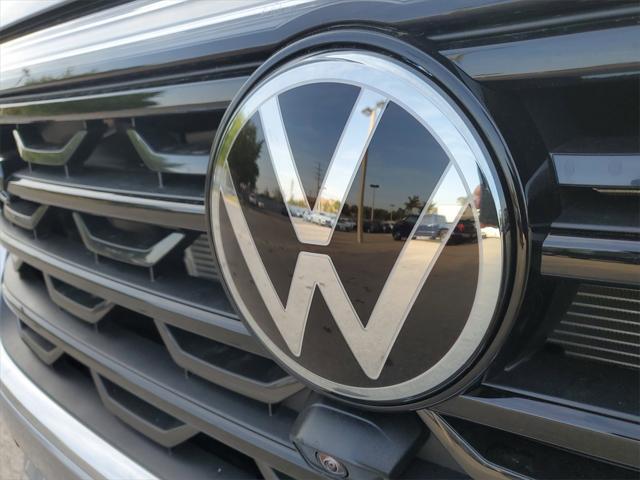 new 2025 Volkswagen Atlas Cross Sport car, priced at $51,011