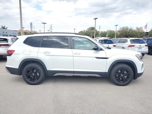 new 2025 Volkswagen Atlas car, priced at $45,404