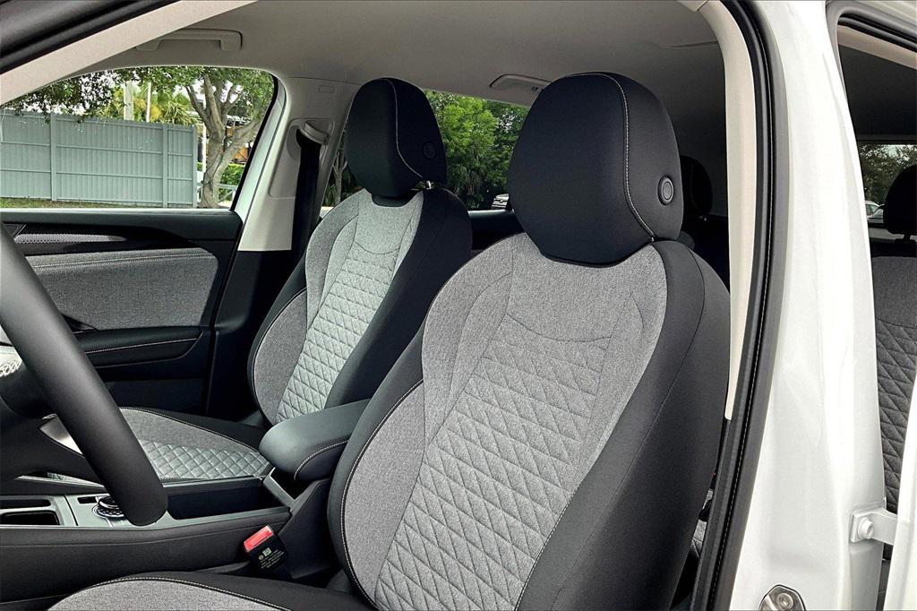 new 2025 Volkswagen Tiguan car, priced at $29,751