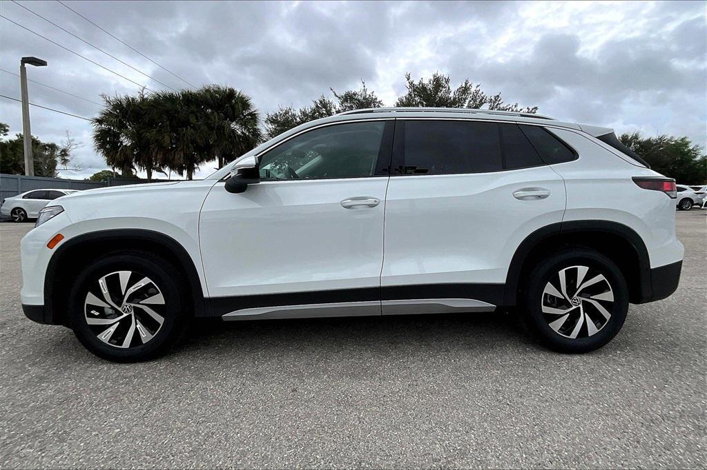 new 2025 Volkswagen Tiguan car, priced at $29,751