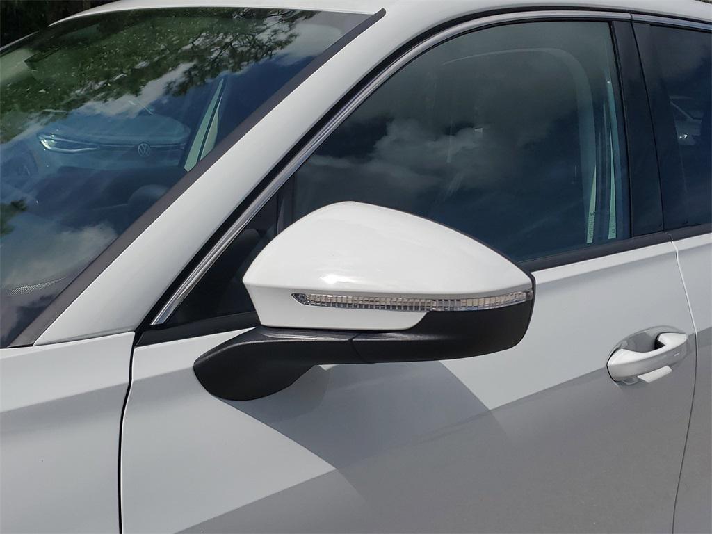 new 2025 Volkswagen Tiguan car, priced at $29,741