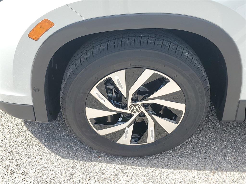 new 2025 Volkswagen Tiguan car, priced at $29,741
